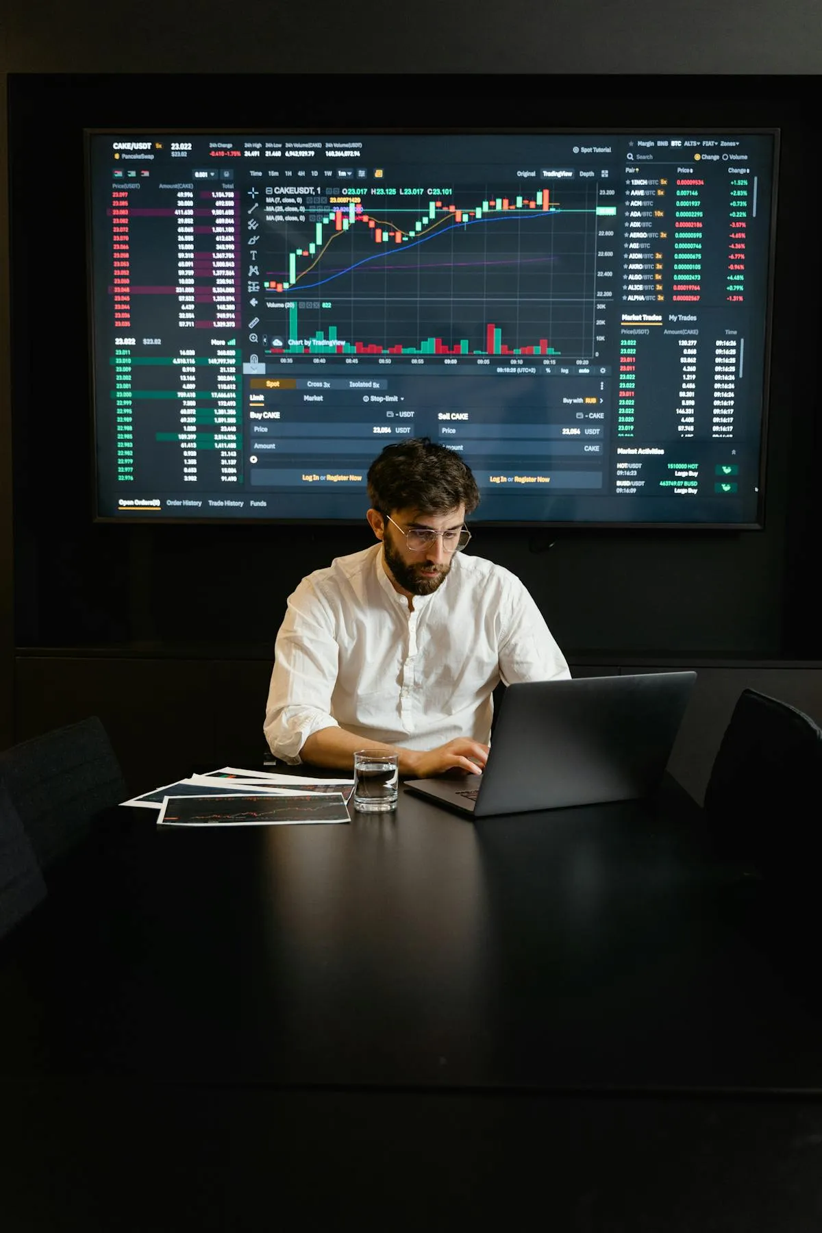 Narrative Trading in Crypto: How Market Stories Move Altcoins